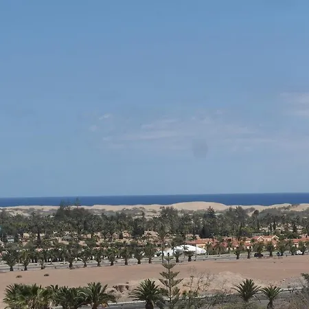 Villasroyale Trespalomas - An Iconic For Elevated Getaways!