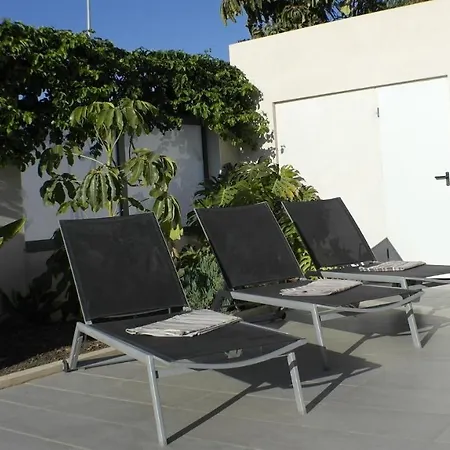 Villasroyale Trespalomas - An Iconic For Elevated Getaways!
