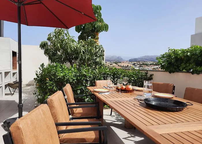 Villasroyale Trespalomas - An Iconic For Elevated Getaways!